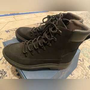 Women’s Faux suede boots